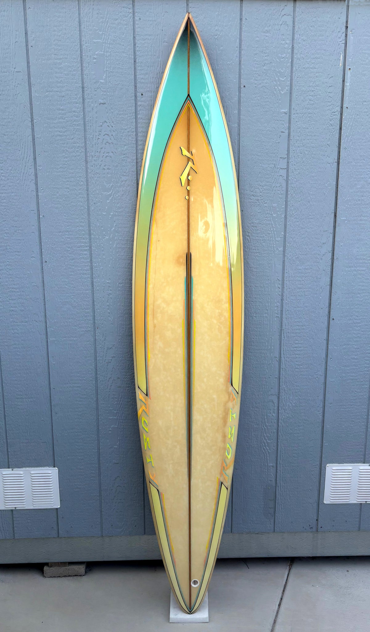 Used 8&#39; Rusty Surfboard Hawaiian Gun